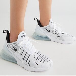 NIKE Air Max 270 Women’s Sneakers Size 10.5